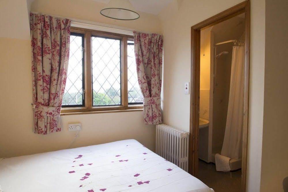 Fern Lodge Guesthouse Hythe  Εξωτερικό φωτογραφία